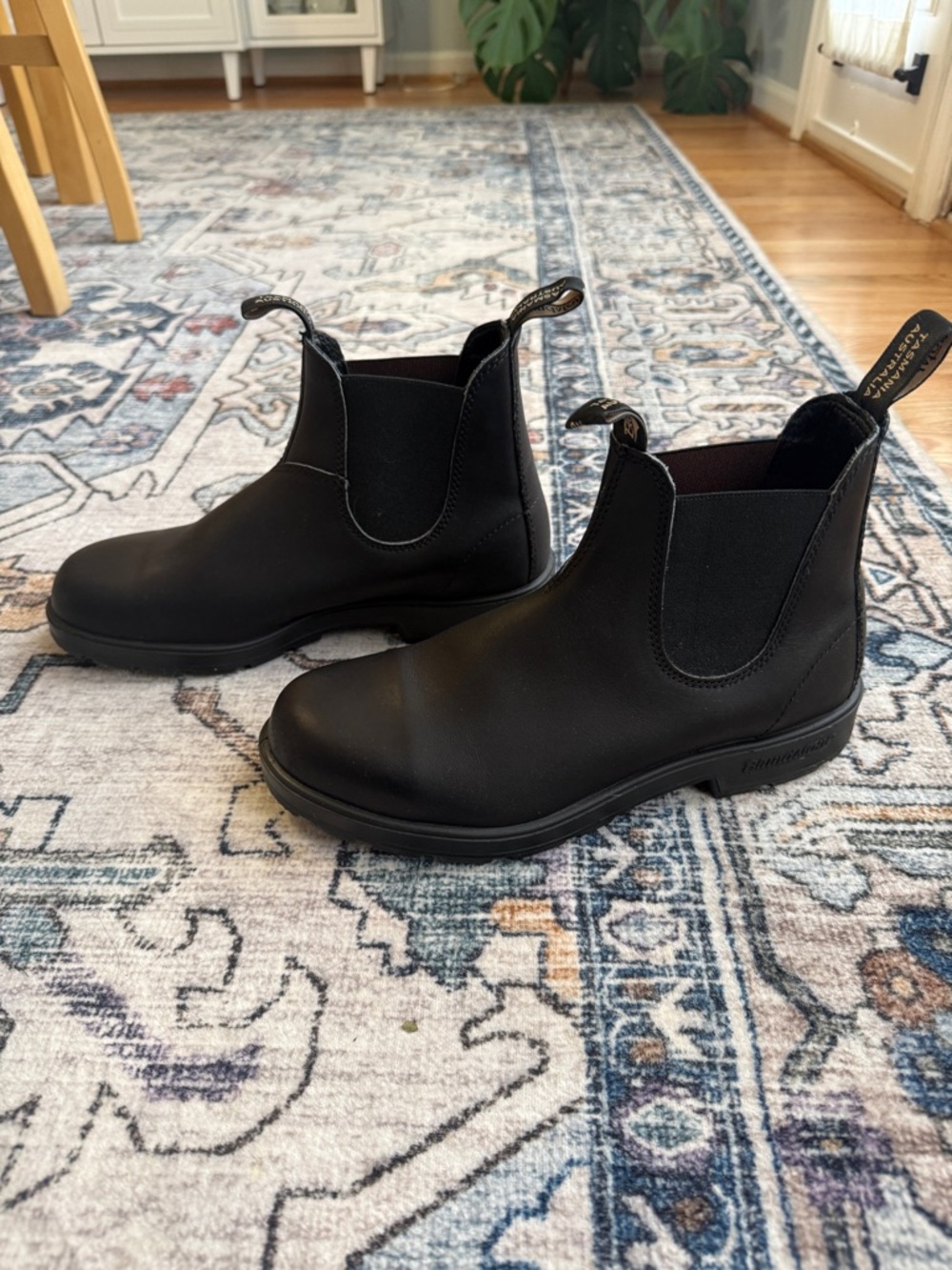 Blundstone Black Matte Chelsea Ankle Boots 510